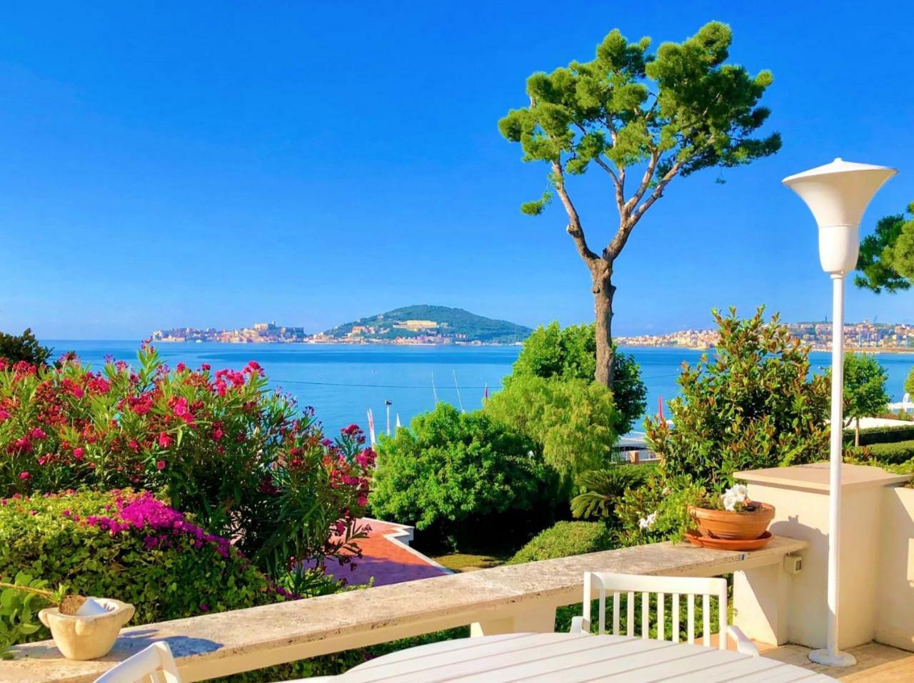 Villa Magnolia Formia Exterior photo